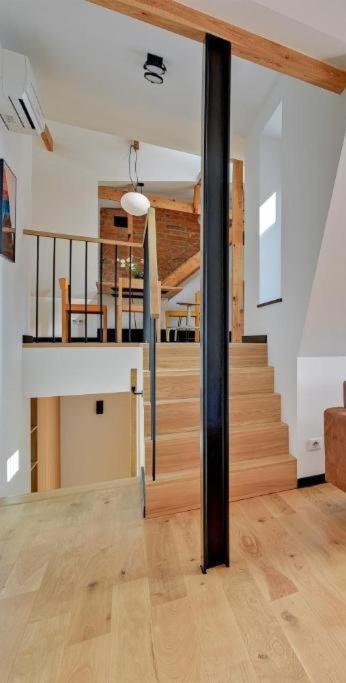 3-Level Apartment With A View Of St Mary'S Basilica By Downtown Apartments 그단스크 외부 사진